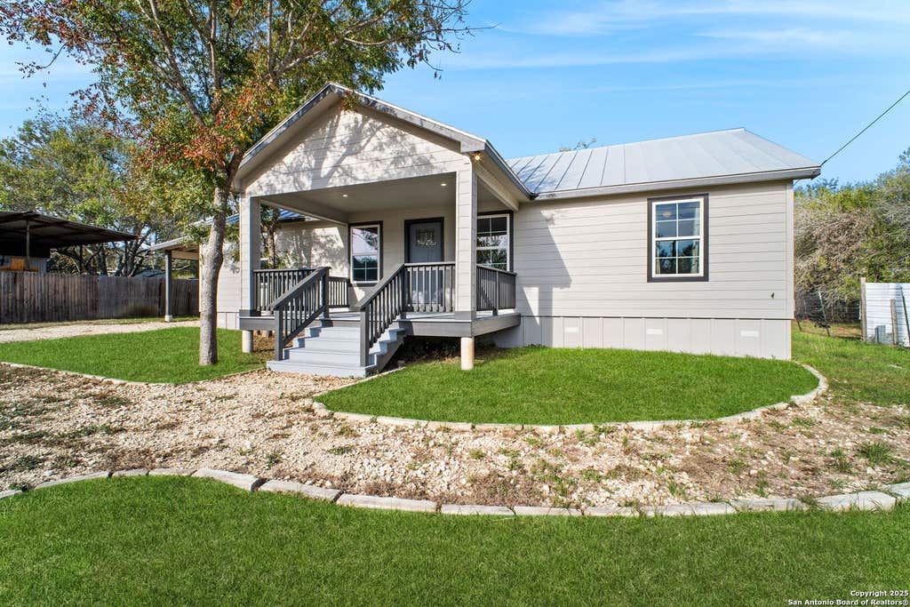 Photo of 125 Broken Spur Drive, Bandera, TX 78003 (MLS # 1926853)