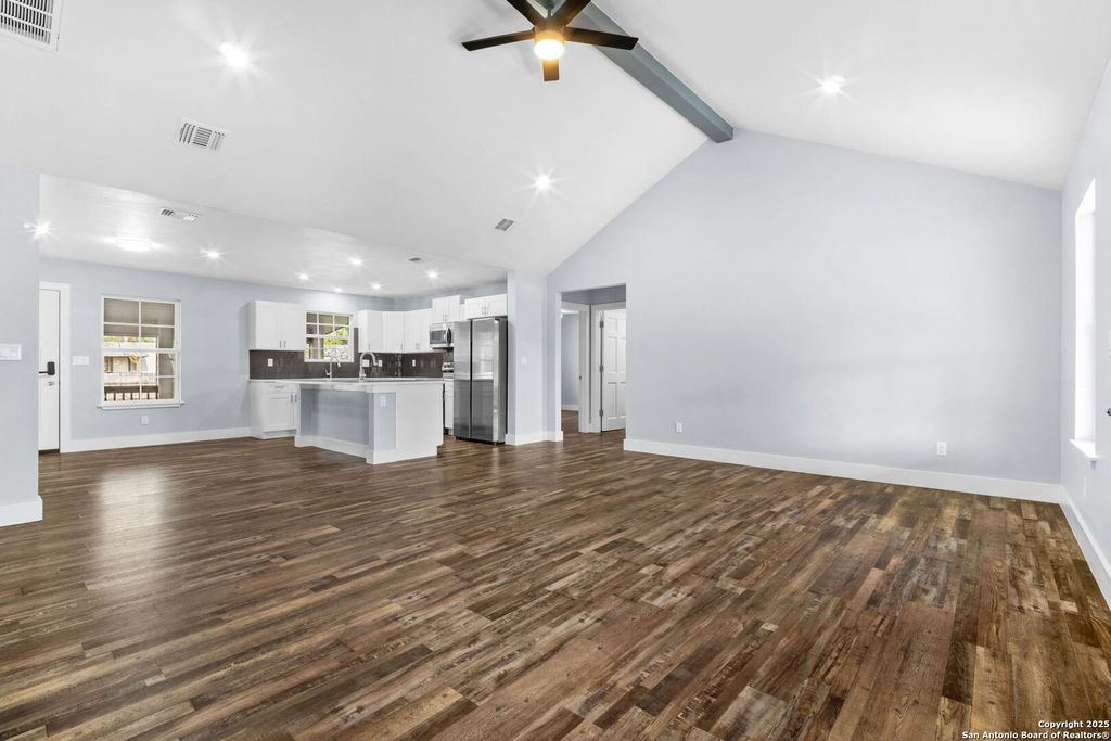 Photo of 125 Broken Spur Drive, Bandera, TX 78003 (MLS # 1926853)