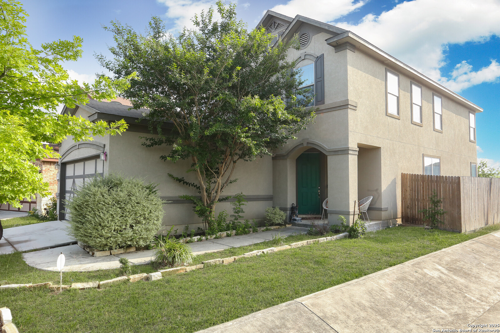561 Dusty Emerald