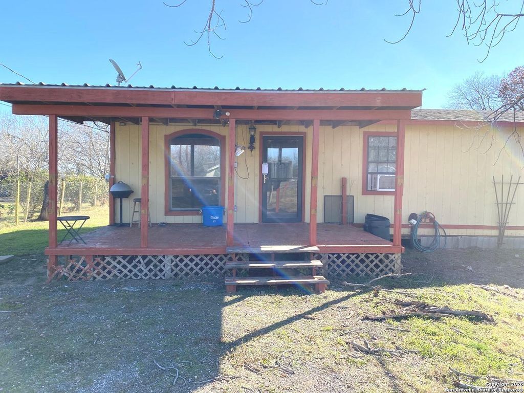 Photo of 1506 Hough, Adkins, TX 78101 (MLS # 1840044)