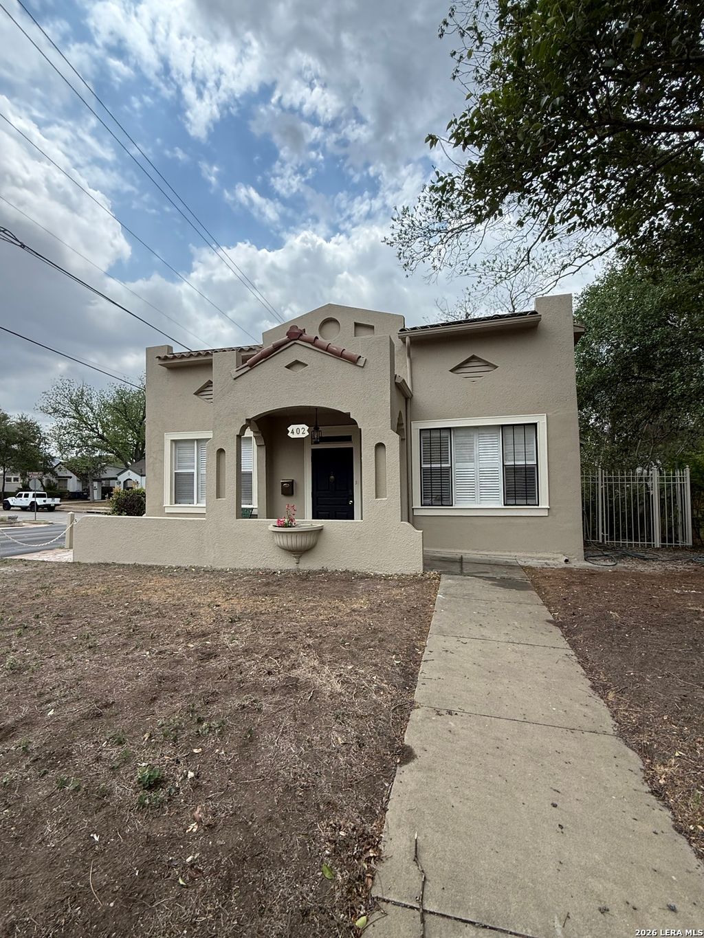 Photo of 402 W Elsmere, San Antonio, TX 78212 (MLS # 1954596)