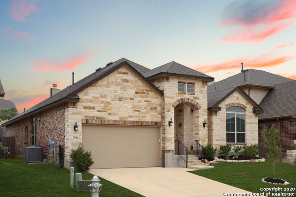 Photo of 27402 Camellia Trace, Boerne, TX 78015 (MLS # 1931679)