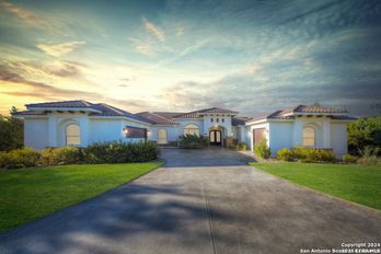 Single Family Residence at 42 Via Aragon