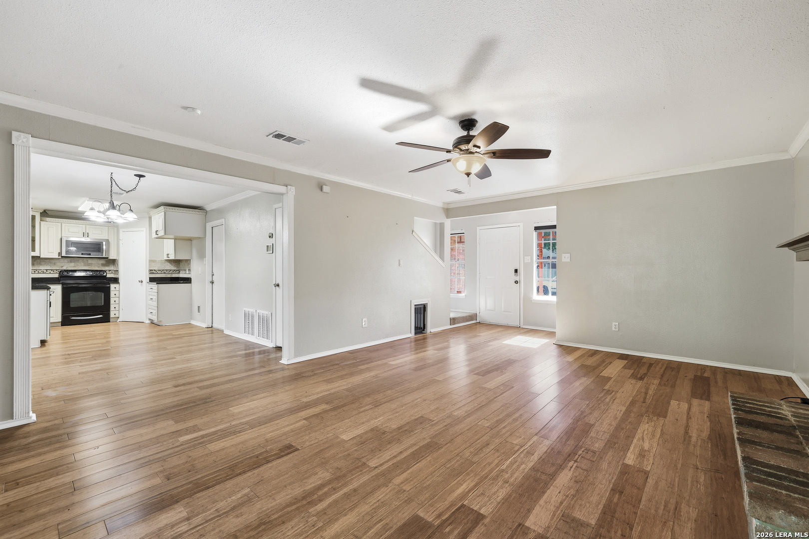 7223 PINE BR