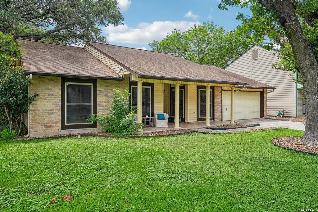 Photo of 16319 Falcon Hill St, San Antonio, TX 78247 (MLS # 1991126)