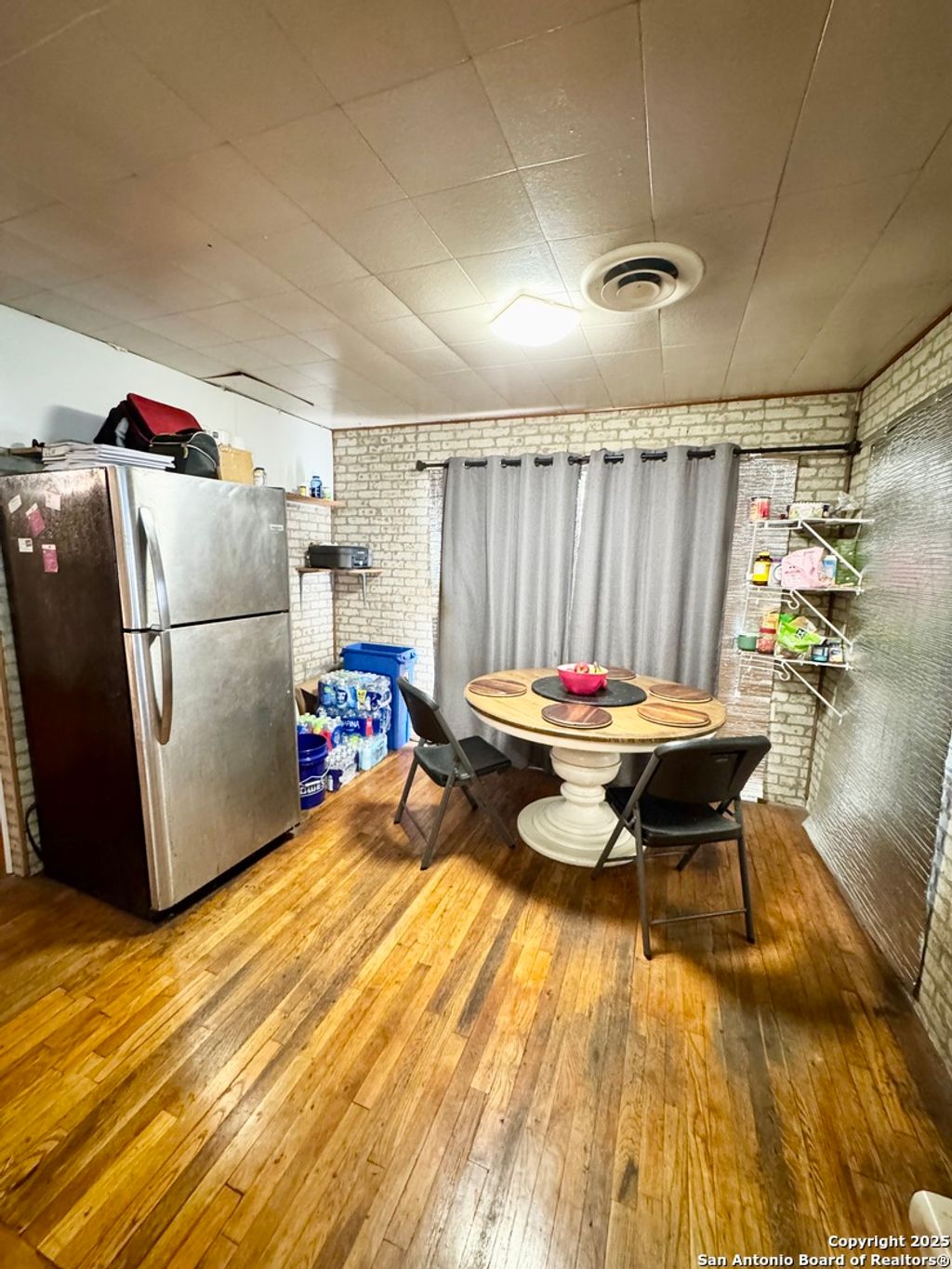 Photo of 607 W Theo Ave, San Antonio, TX 78225 (MLS # 1918434)