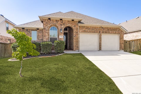 Photo of 9750 Monken, Boerne, TX 78006 (MLS # 2017570)