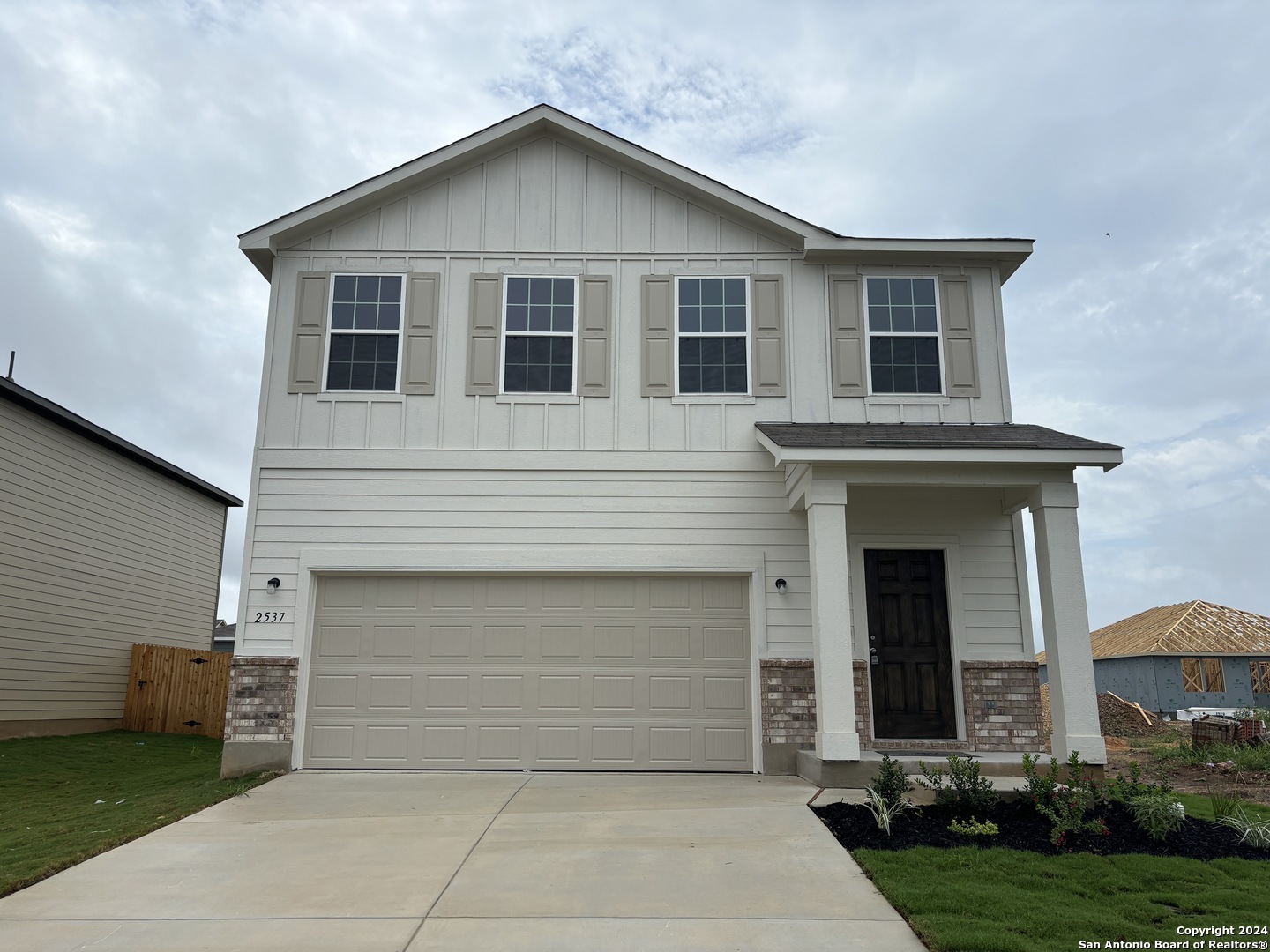 View Seguin, TX 78155 house