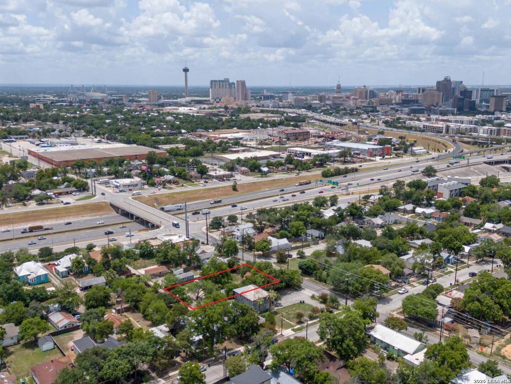 Photo of 1622 pine, San Antonio, TX 78208 (MLS # 1952717)