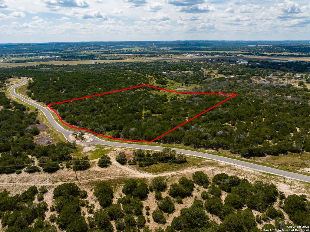 Photo of 352 Dark Sky Path, Kerrville, TX 78028 (MLS # 1920678)