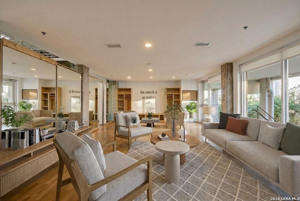 Photo of 1115 S Alamo 2213 #2213, San Antonio, TX 78210 (MLS # 1939776)