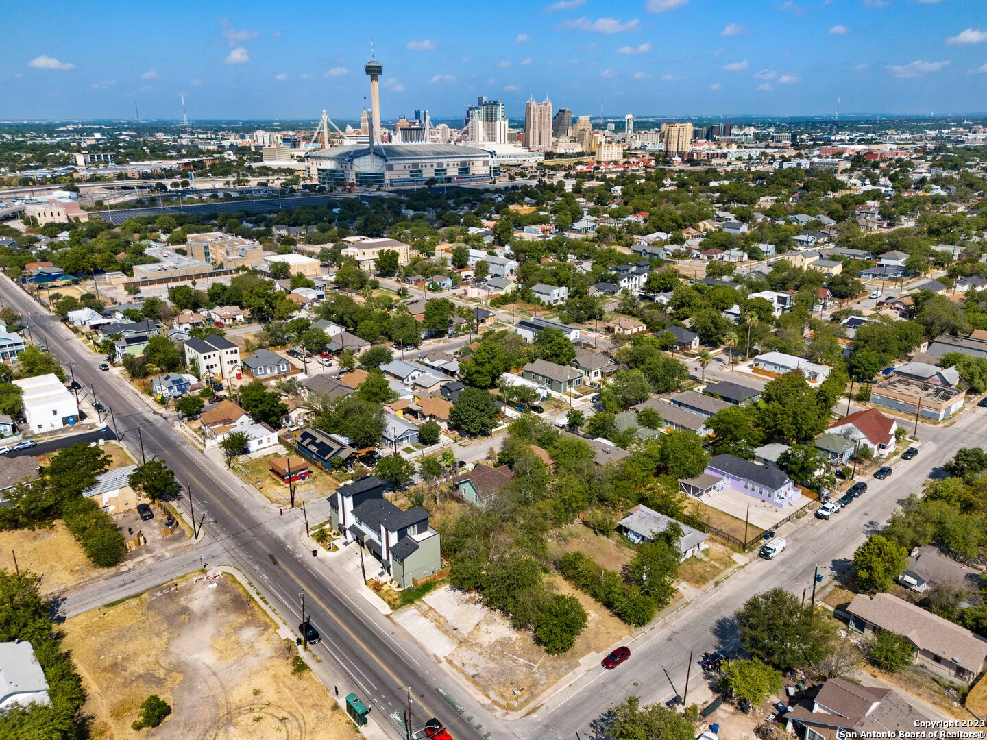727 IOWA ST