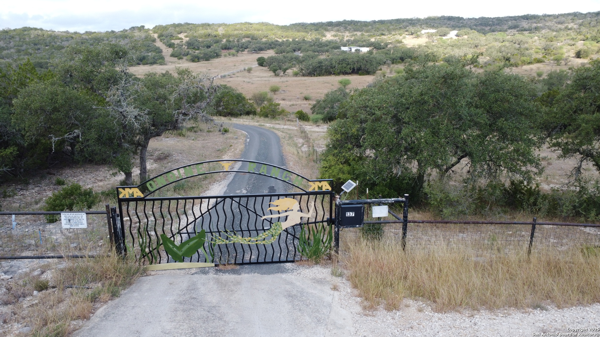 137 Private Road 3501