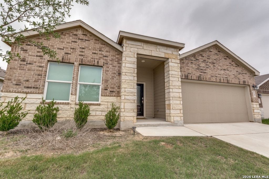Photo of 227 Cordova Crossing, Seguin, TX 78155 (MLS # 1965484)