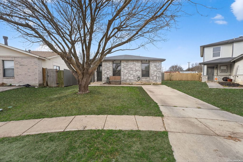 Photo of 10226 Redfish Cavern, San Antonio, TX 78245 (MLS # 1944614)