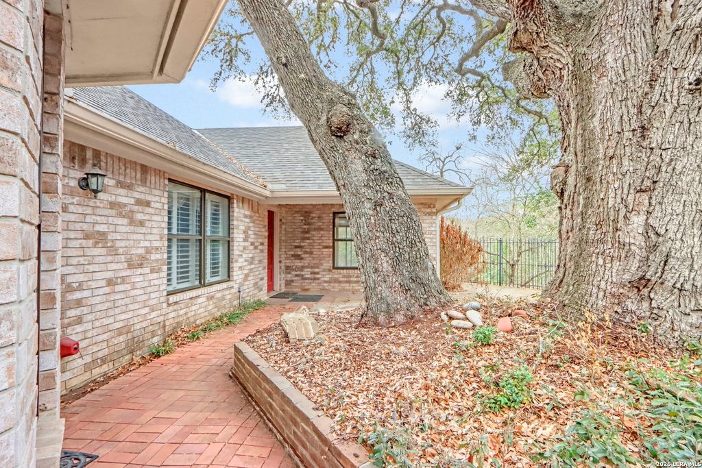 Photo of 738 Cedar, Seguin, TX 78155 (MLS # 1945995)