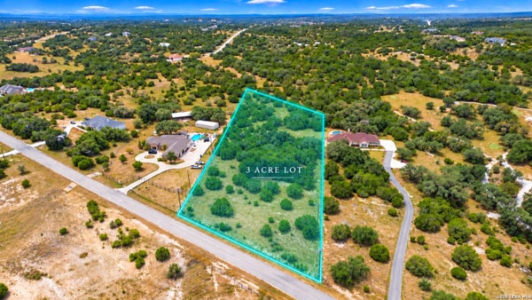 284 SWEET CLOVER DR, SPRING BRANCH, TX 78070 - Image 8f4034f65f7d06a23cc2d3eff1cfc88e/3745344360