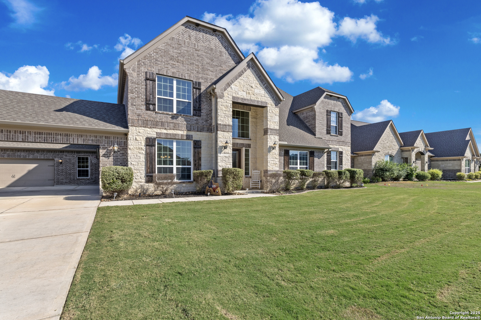115 Wagon Lane