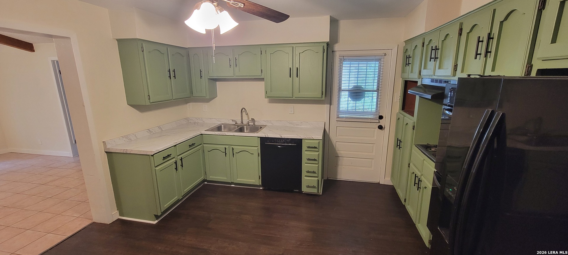 1503 PARNELL AVE