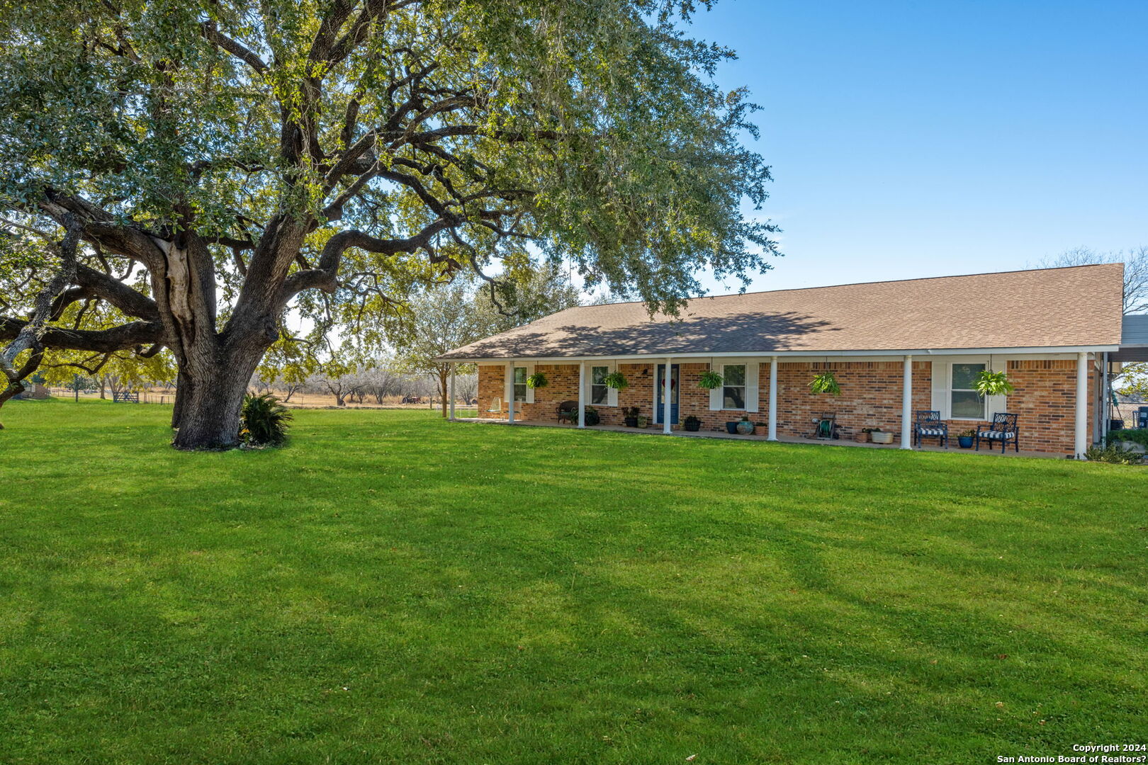 View Pleasanton, TX 78064 house