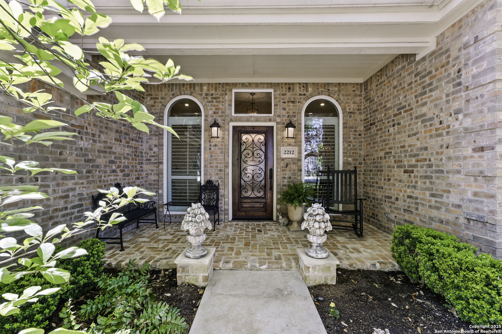 2212 Waterford Grace