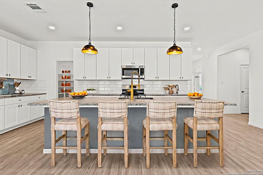 Photo of 31821 Nimbus, Bulverde, TX 78163 (MLS # 1890839)