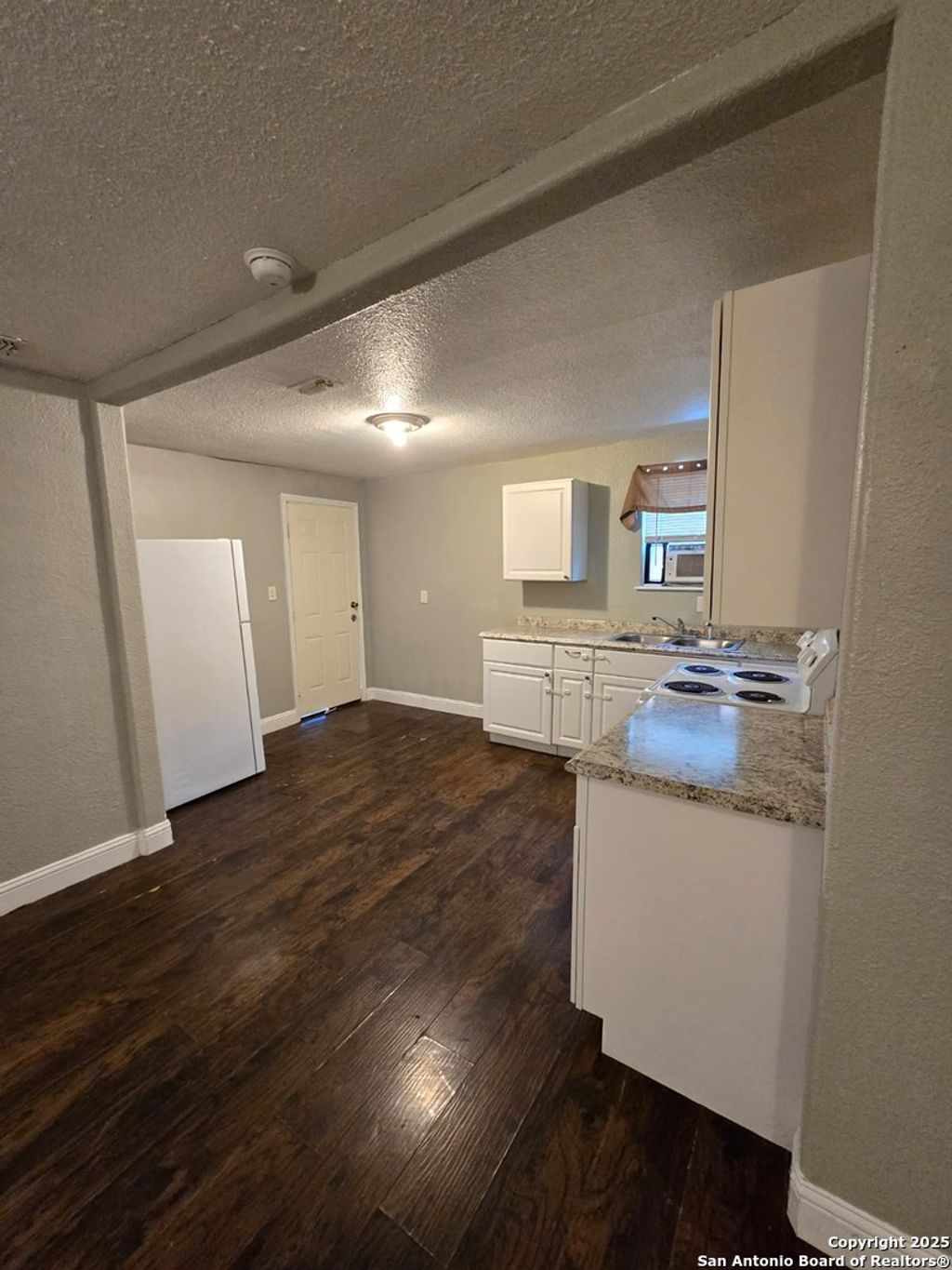 Photo of 1718 Commercial B #B, San Antonio, TX 78221 (MLS # 1914314)