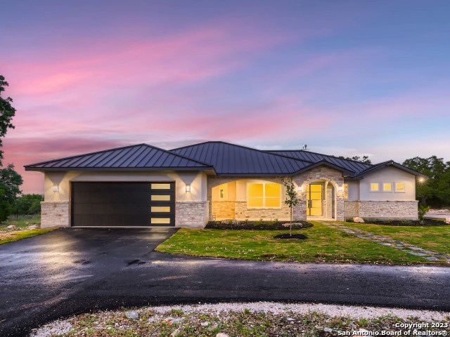 208 River Ridge