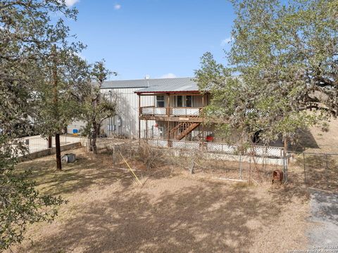 A home in Bandera