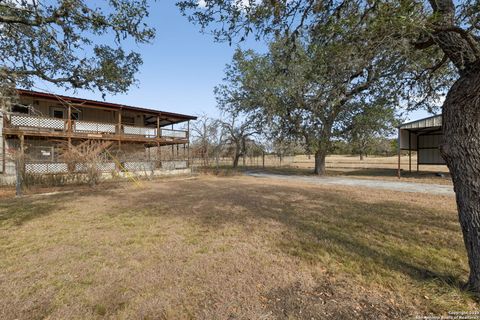 A home in Bandera