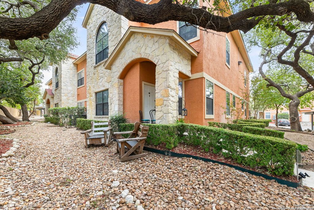 Photo of 6160 Eckhert 204 #204, San Antonio, TX 78240 (MLS # 1934837)