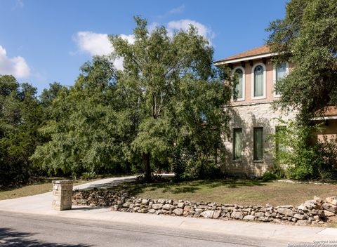 A home in Helotes