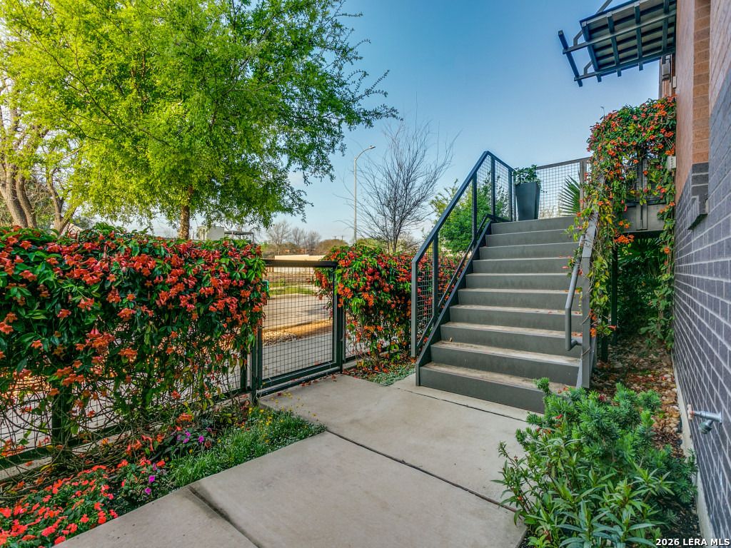 Photo of 318 W Grayson St, Unit 602, San Antonio, TX 78212 (MLS # 1942047)