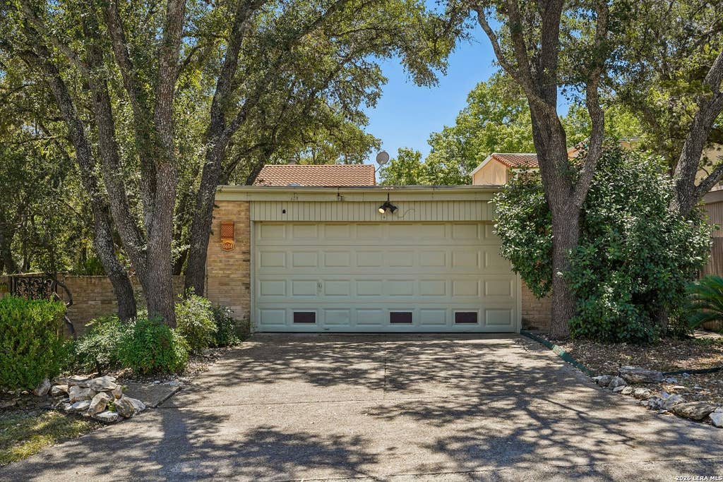 Photo of 11608 Caprock St, San Antonio, TX 78230 (MLS # 2010222)