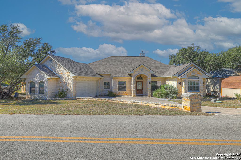 Photo of 1925 Glenn, Canyon Lake, TX 78133 (MLS # 1922183)