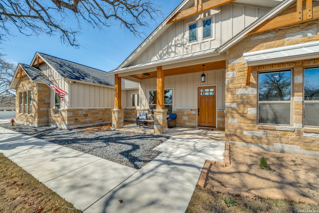 Photo of 113 Hondo Vista, La Vernia, TX 78121 (MLS # 1942583)