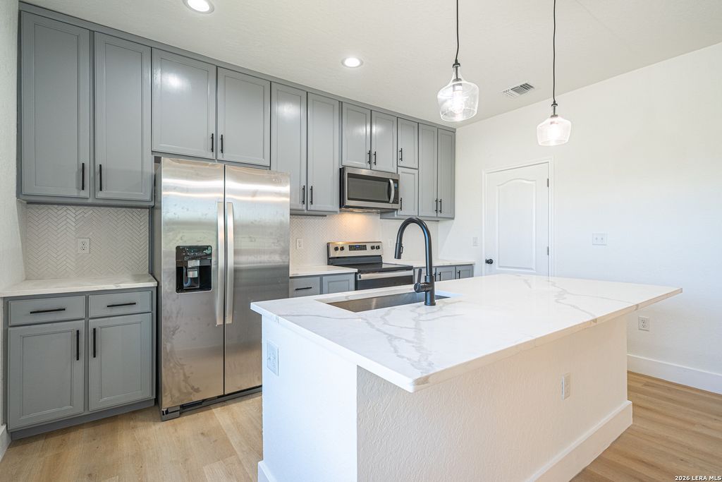 Photo of 934 Sherman, San Antonio, TX 78202 (MLS # 1950364)