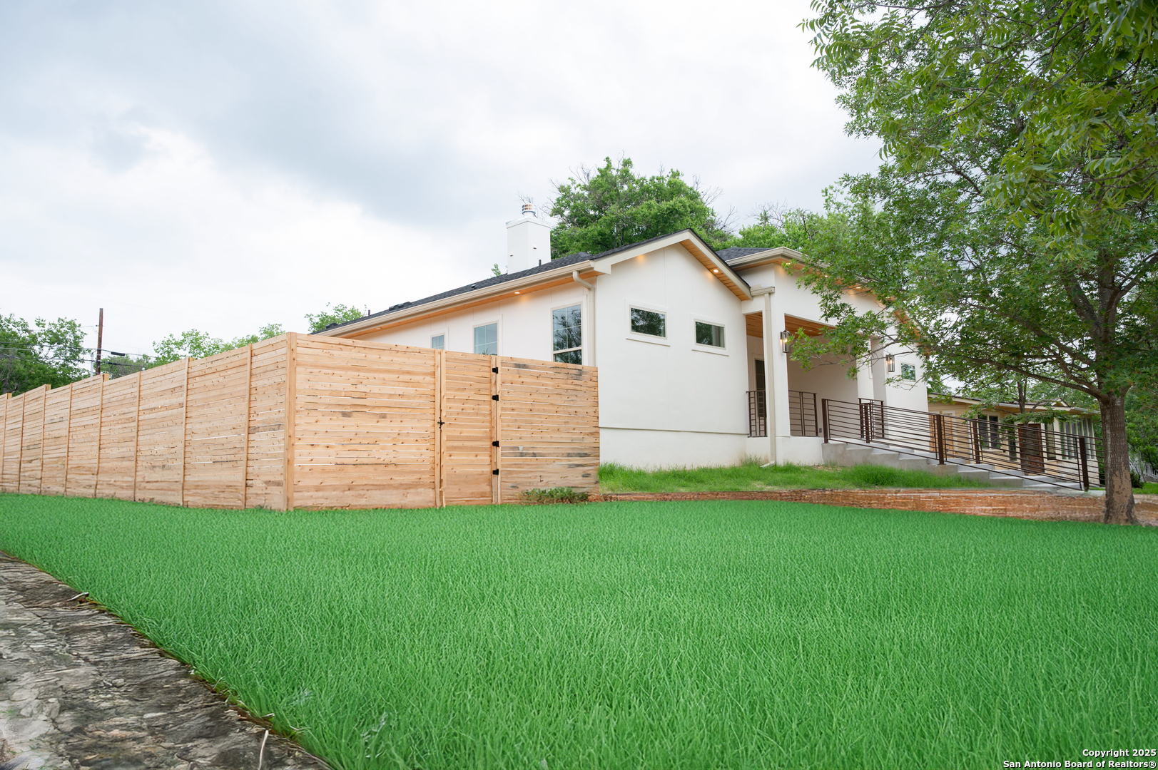 301 TUTTLE RD