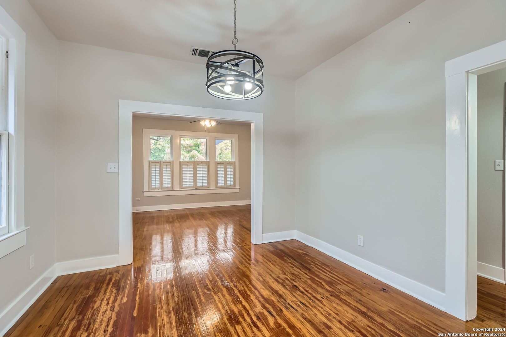 338 Queen Anne