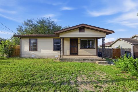 Photo of 1820 E Highland, San Antonio, TX 78210 (MLS # 1968050)