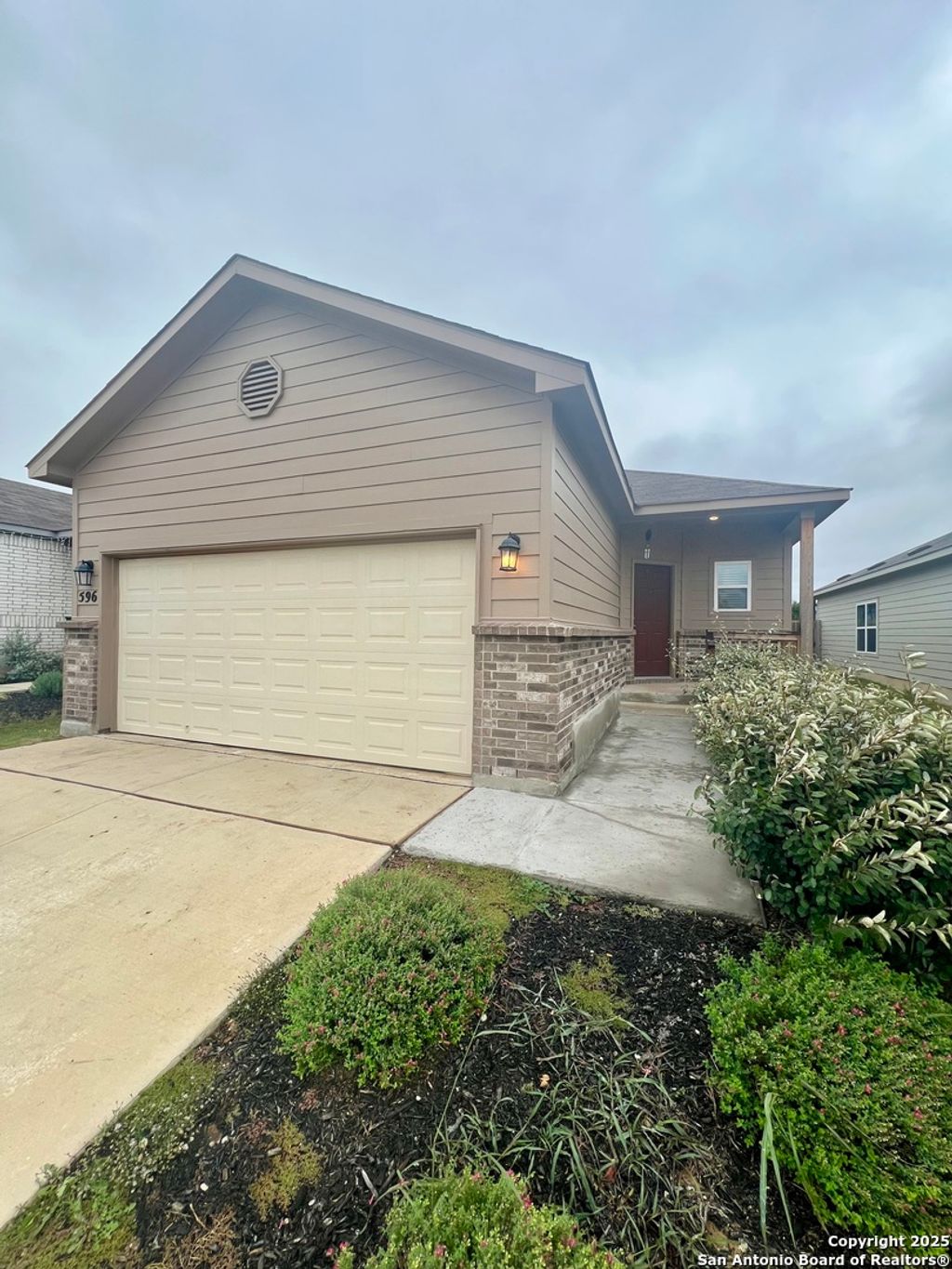 Photo of 596 Jennifer Way, New Braunfels, TX 78130 (MLS # 1922415)