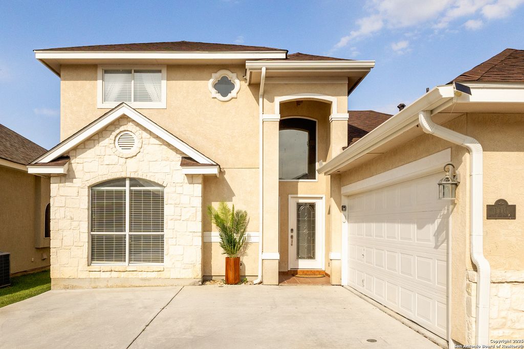 Photo of 116 Seth Raynor, New Braunfels, TX 78130 (MLS # 1927661)