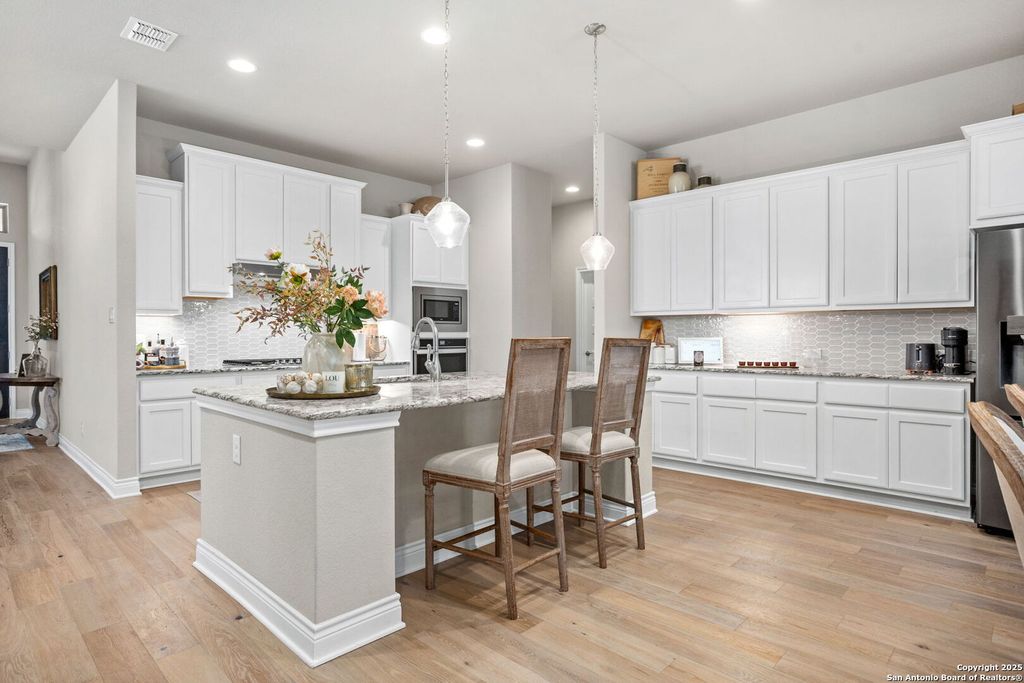 Photo of 97 Simpatico, Boerne, TX 78006 (MLS # 1957493)