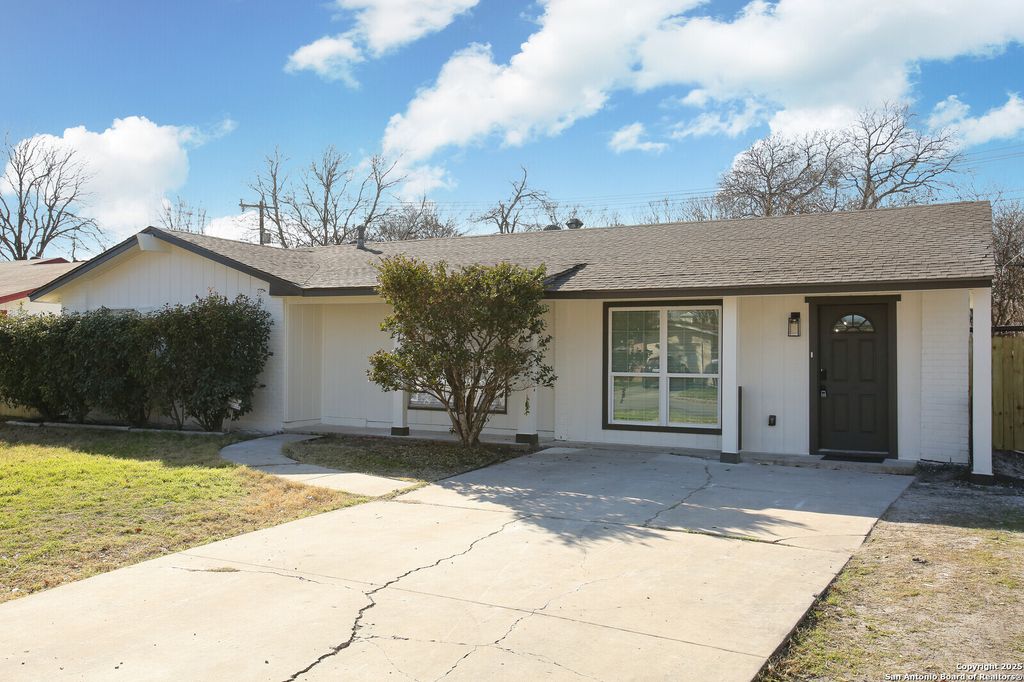 Photo of 3403 Diadem, Kirby, TX 78219 (MLS # 1915444)