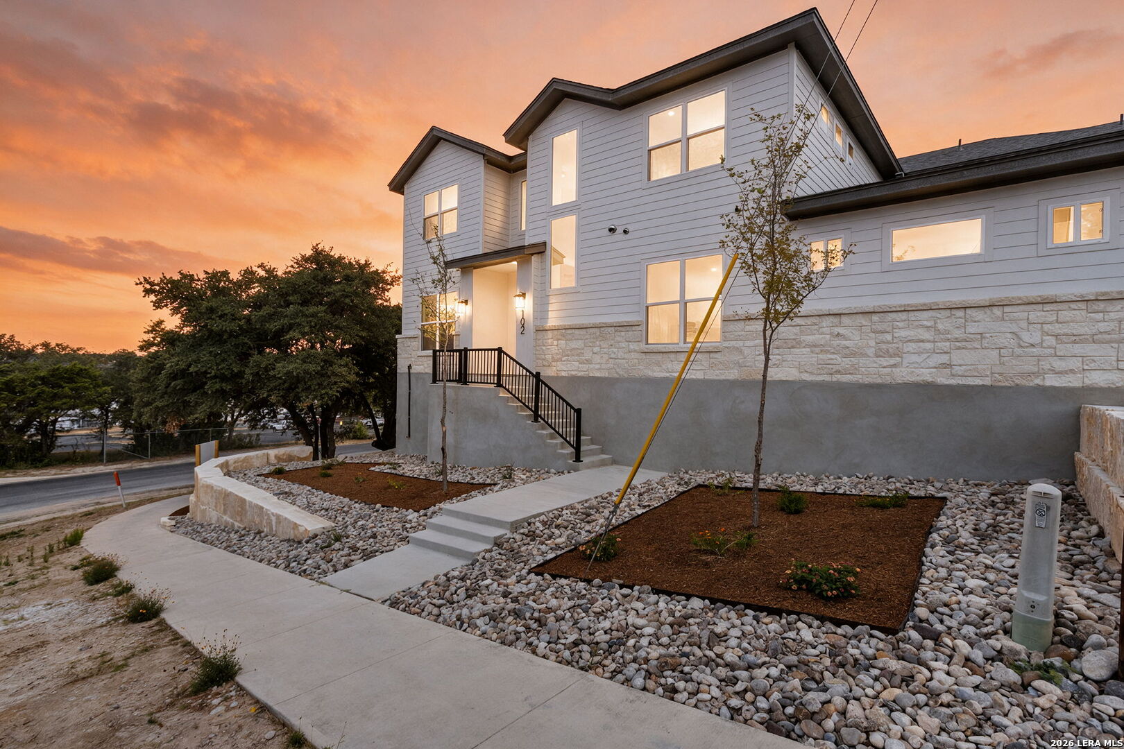 110 MAGNOLIA CIR