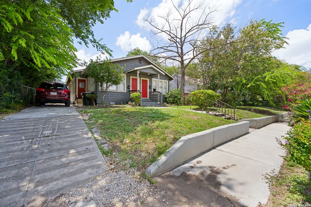 Photo of 630 Bailey, San Antonio, TX 78210 (MLS # 1998619)