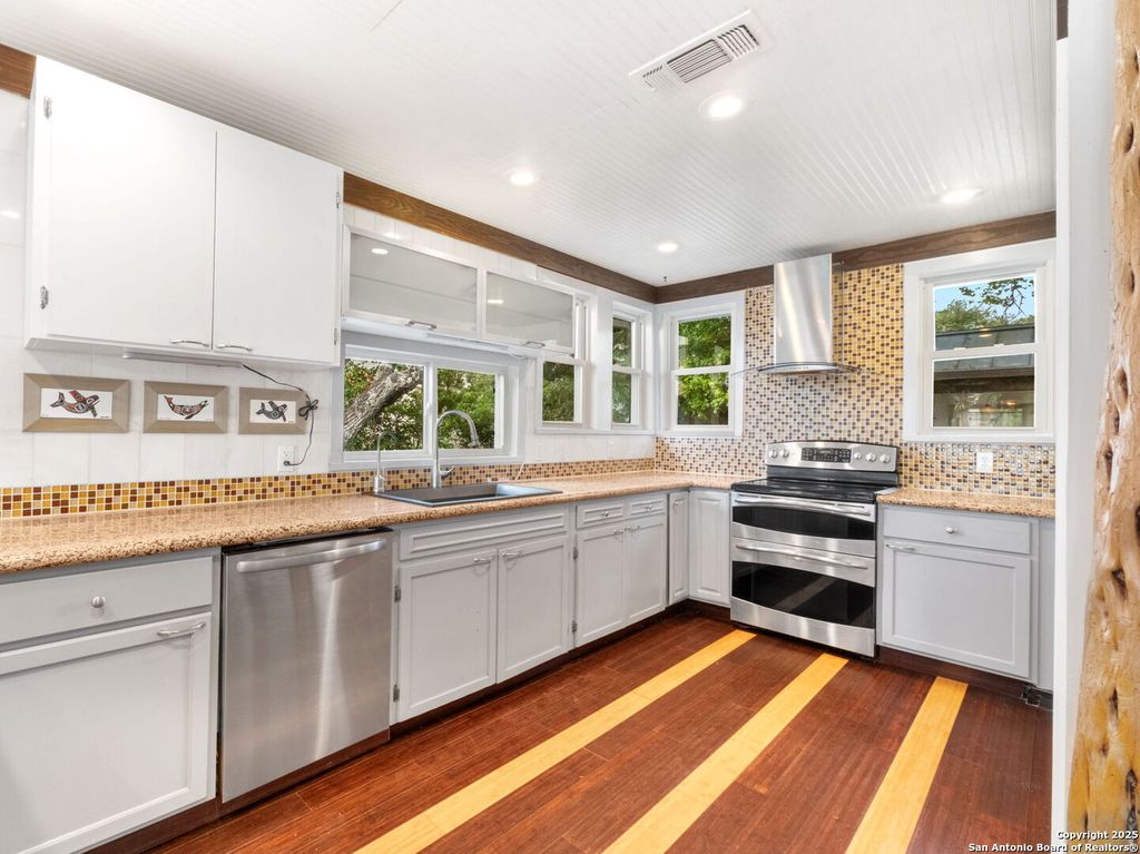 Photo of 30520 Bulverde Hills, Bulverde, TX 78163 (MLS # 1879445)