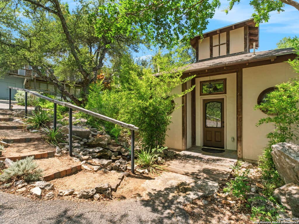 Photo of 30520 Bulverde Hills, Bulverde, TX 78163 (MLS # 1879445)