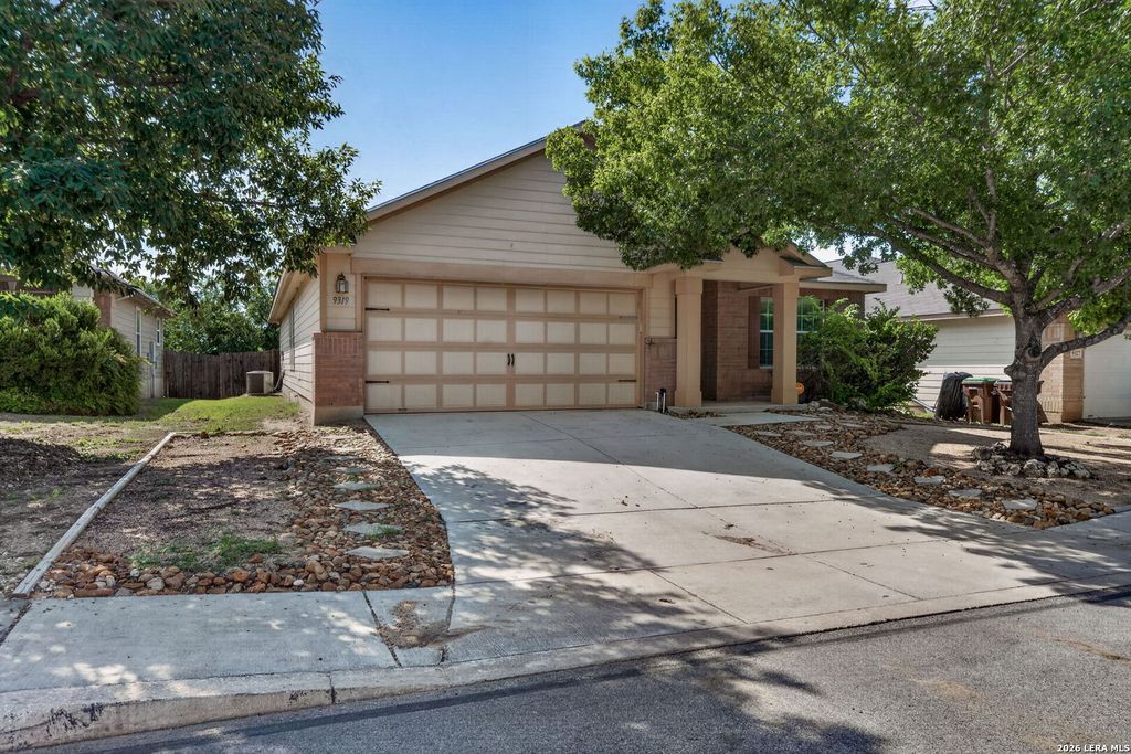 Photo of 9319 DURHAM TRCE, San Antonio, TX 78254 (MLS # 1994921)