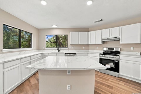 Photo of 281 SAMANTHA DR, Schertz, TX 78154 (MLS # 2017086)